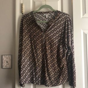 Dana Buchman long sleeved blouse Large